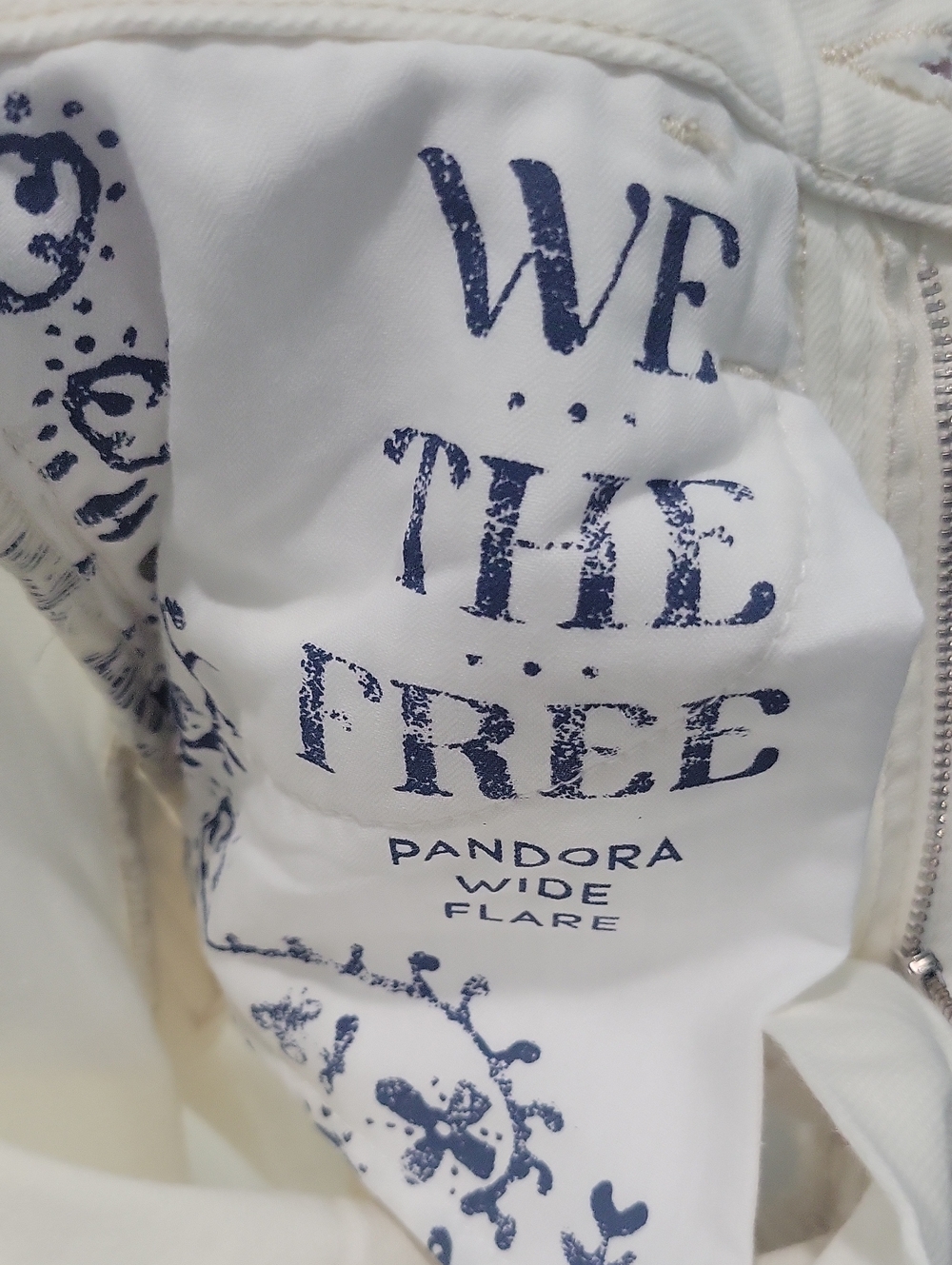 WE THE FREE Wide Leg Jeans - Picture 8 of 9
